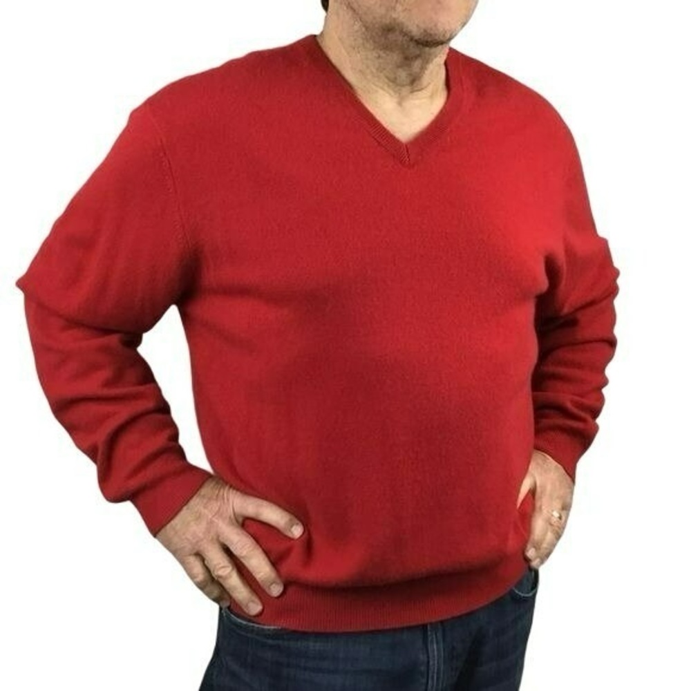 Club Room V-Neck Sweater in Bold Red